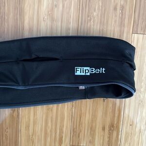 FlipBelt Running Walking Belt solid Black size Small